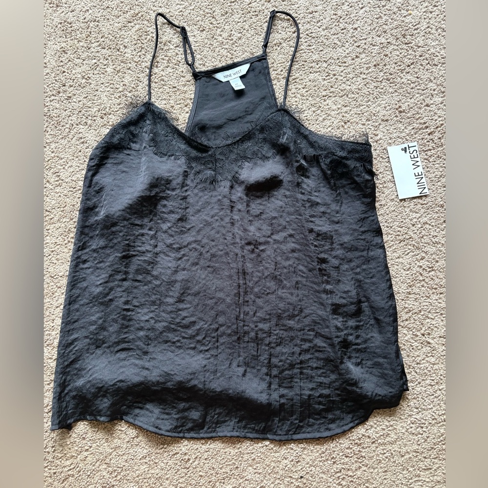 NWT black Nine West camisole tank top. Size medium.